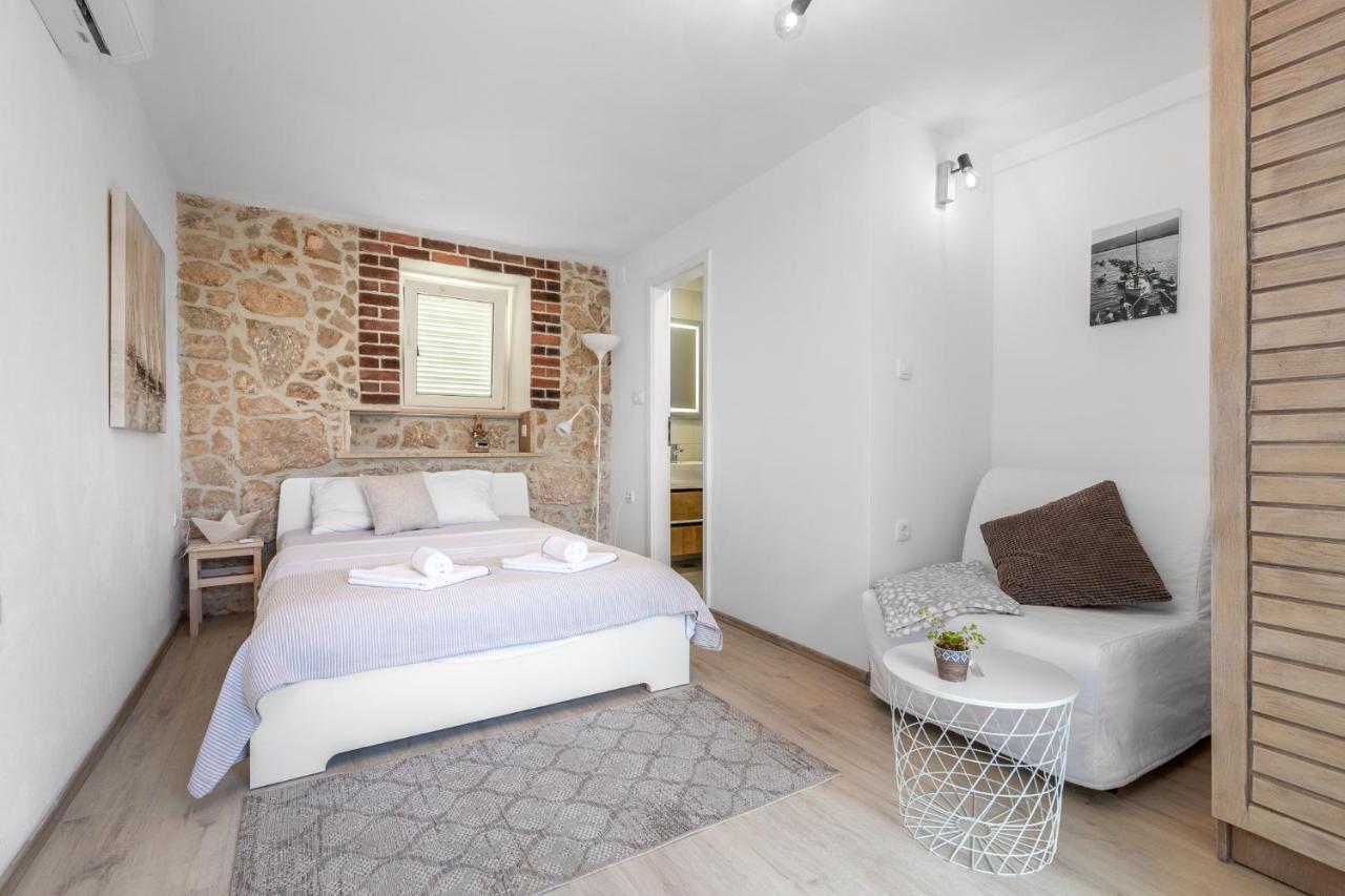 Guest House Otto Punat Exterior photo