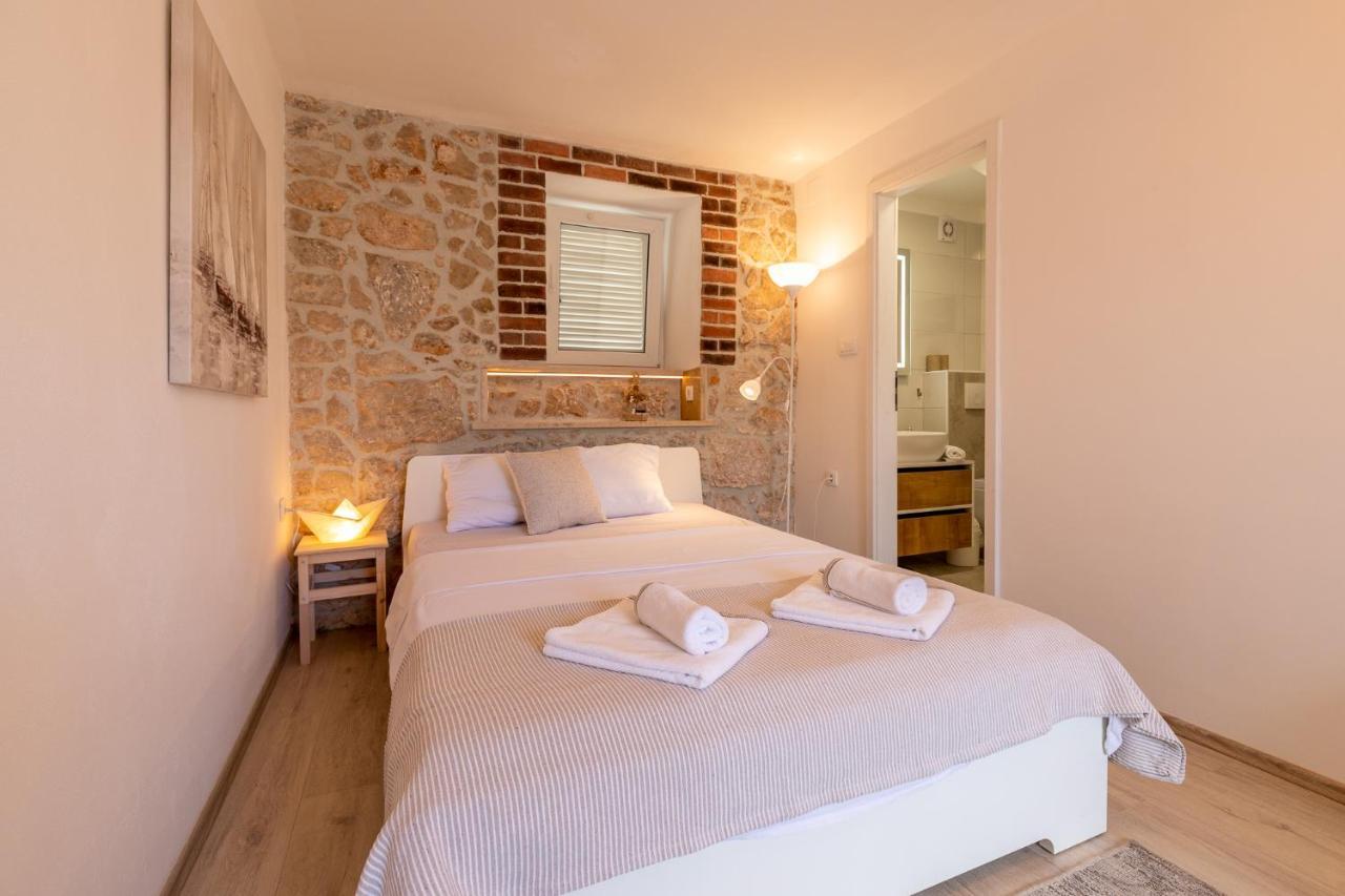 Guest House Otto Punat Exterior photo