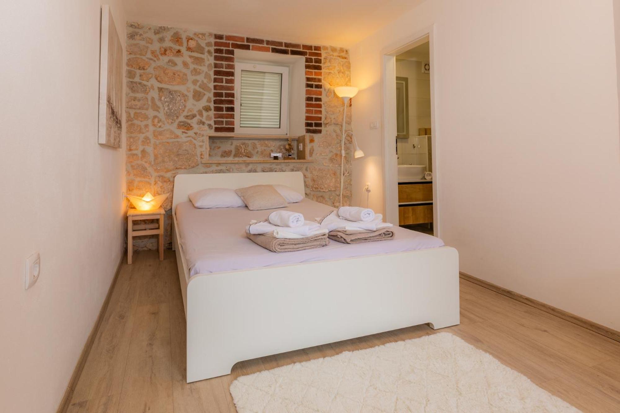 Guest House Otto Punat Exterior photo